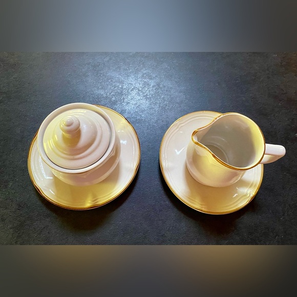 🔥Design Two Stoneware Saucers (2) with Sugar & Cream Set - Japan🔥 - Picture 2 of 11